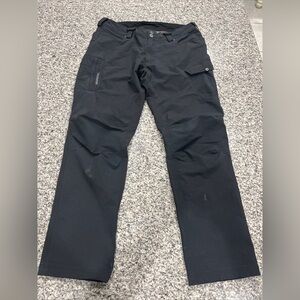 TRUEWERK T1 WERKPANT Mens Size 36 x 32 Black Softshell Cargo. Preowned